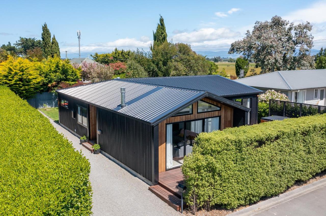 Black Barn Modern: Luxe Martinborough Escape Ngoại thất bức ảnh