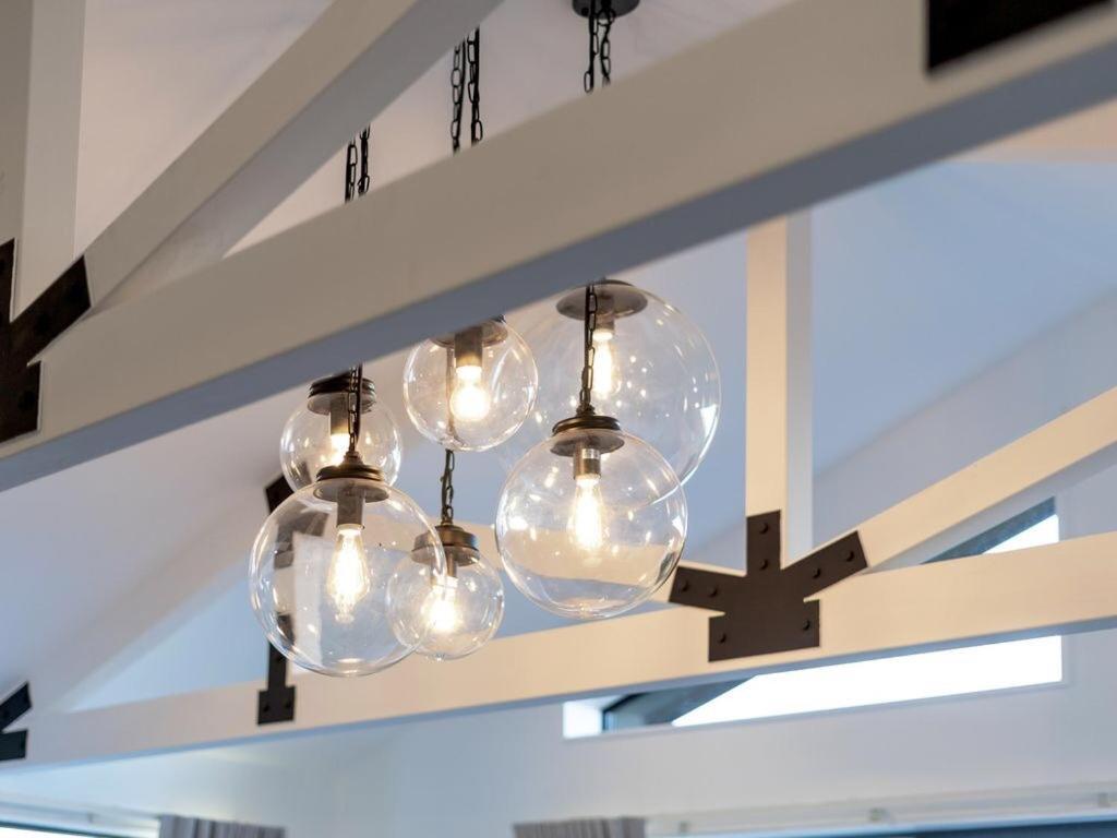 Black Barn Modern: Luxe Martinborough Escape Ngoại thất bức ảnh