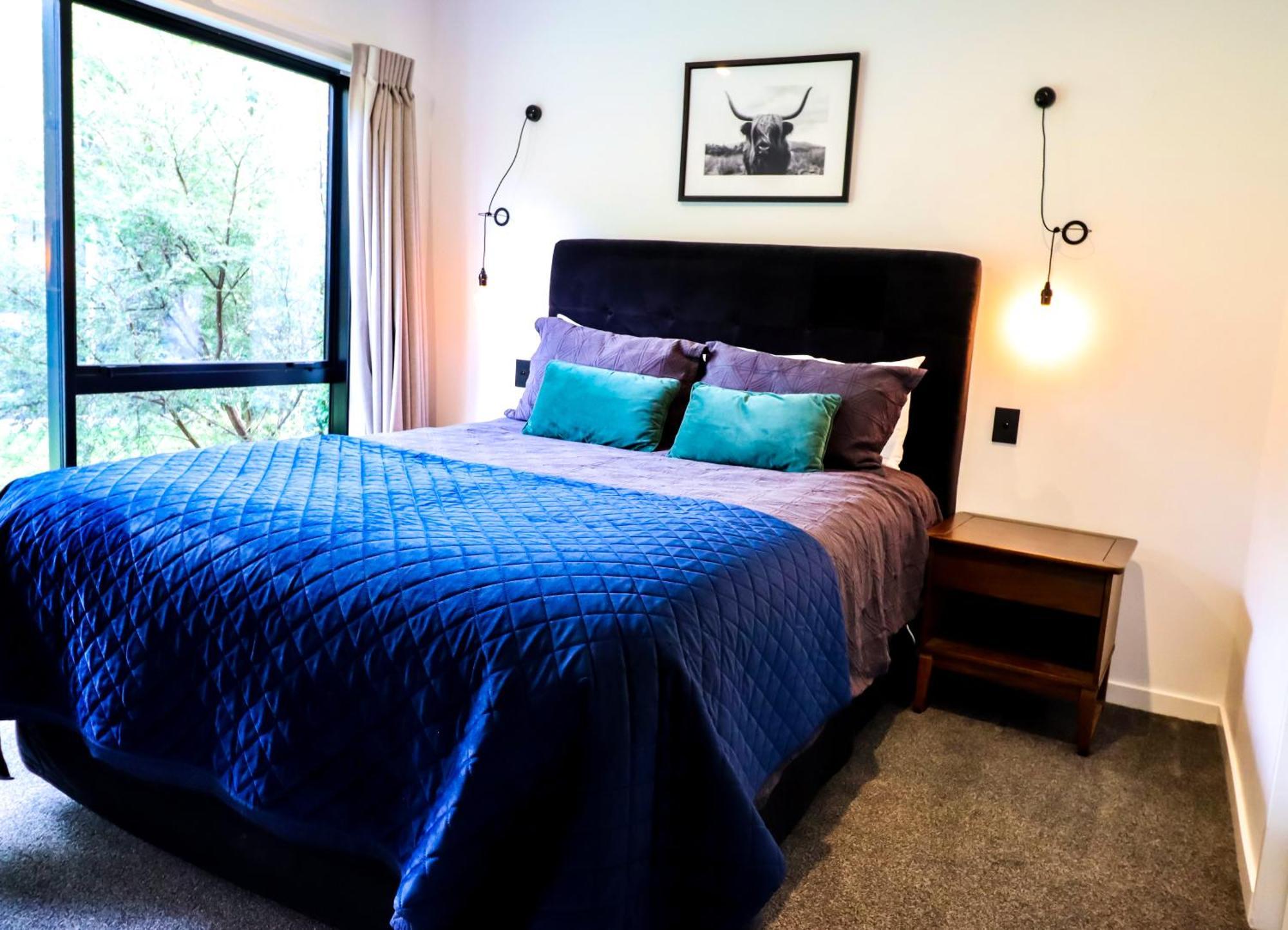 Black Barn Modern: Luxe Martinborough Escape Ngoại thất bức ảnh